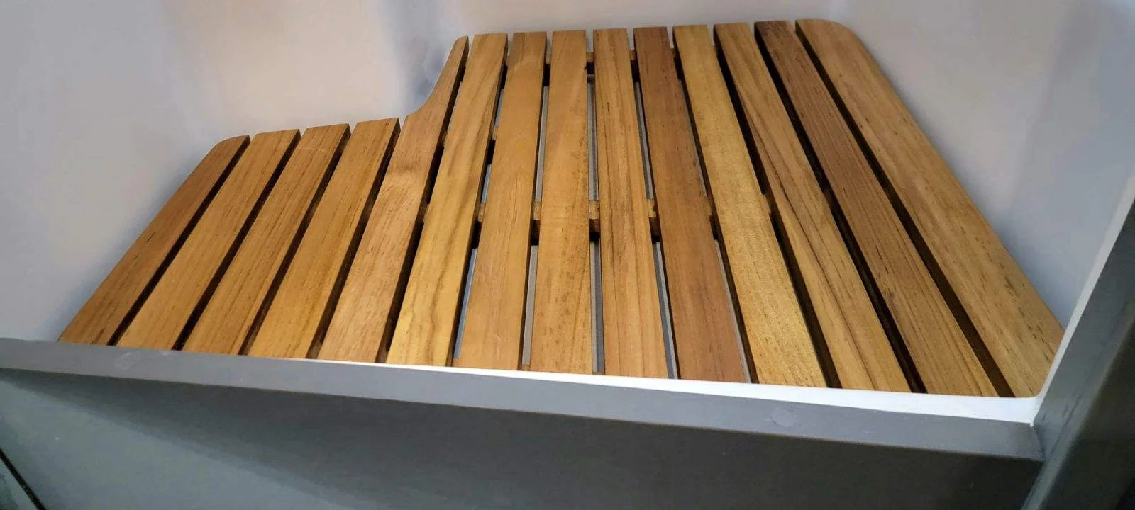 Interstate GT / Grand Tour (all models) & 24X Teak Shower Mat - Image 6