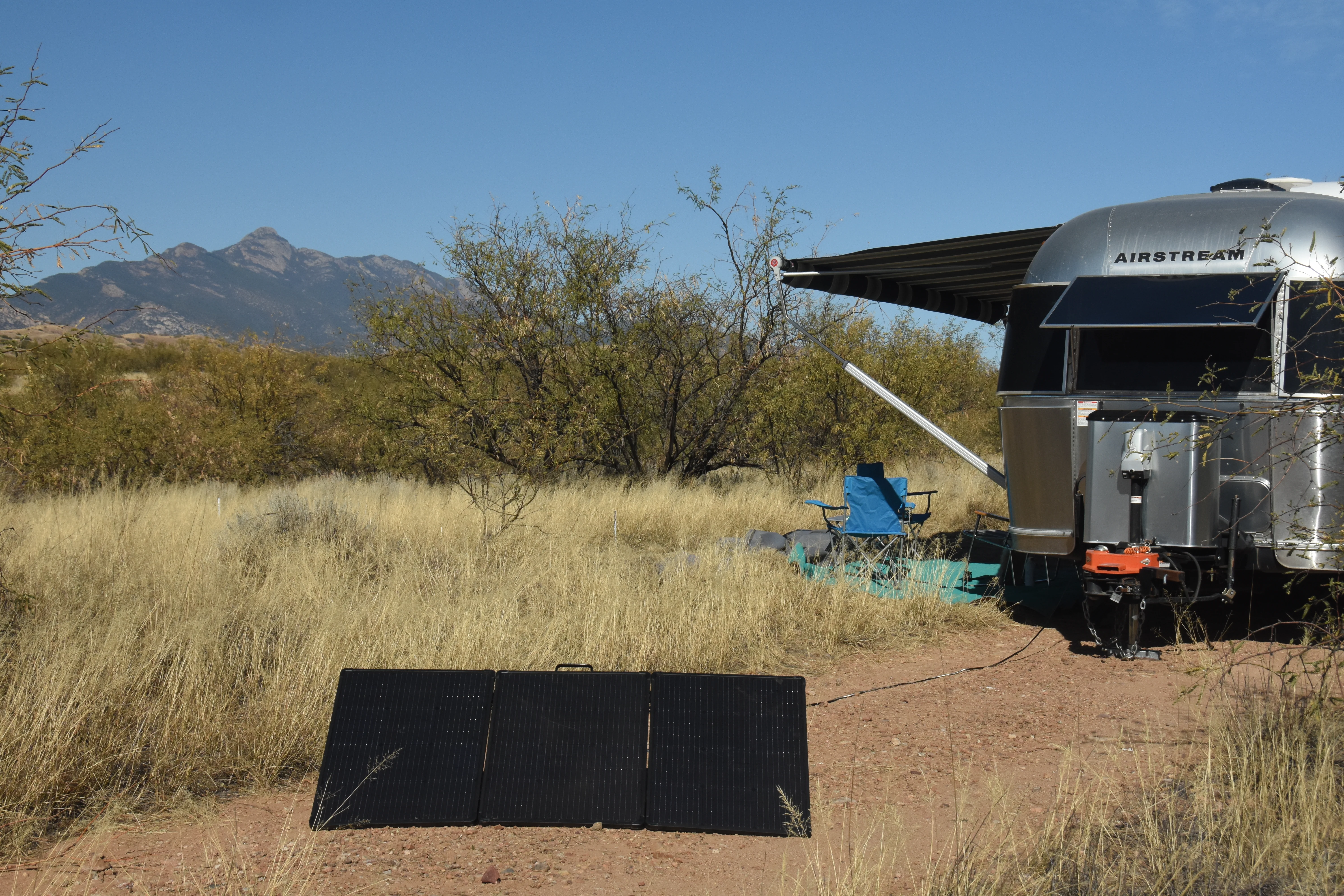 AIR GEAR 200 Watt Portable Solar Kit - Image 5